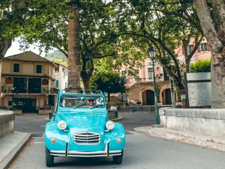 Location 2CV