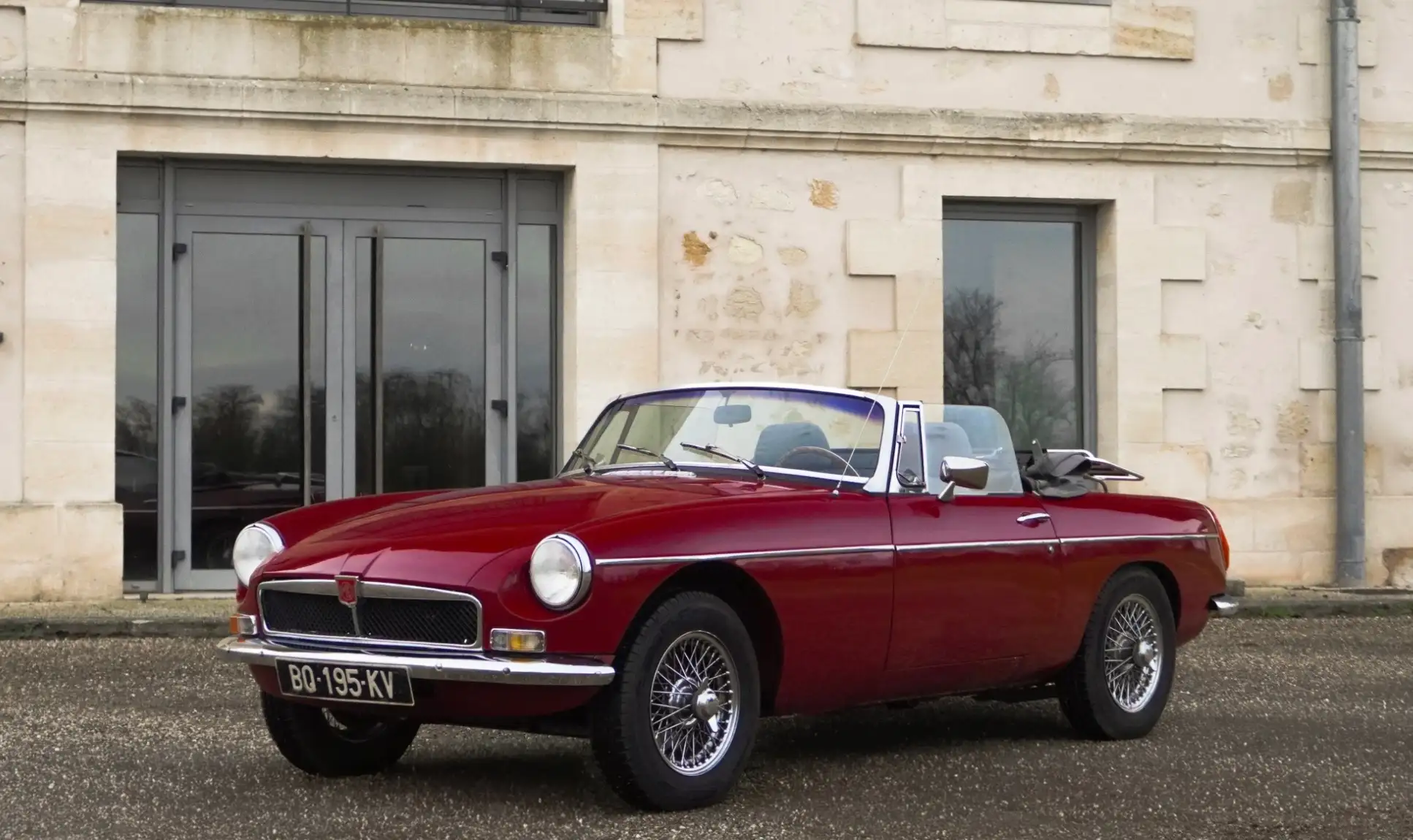 La Triumph TR4 : le roadster britannique élégant et puissant
