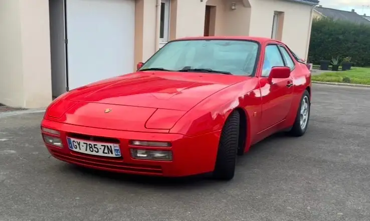 PORSCHE 944 s2