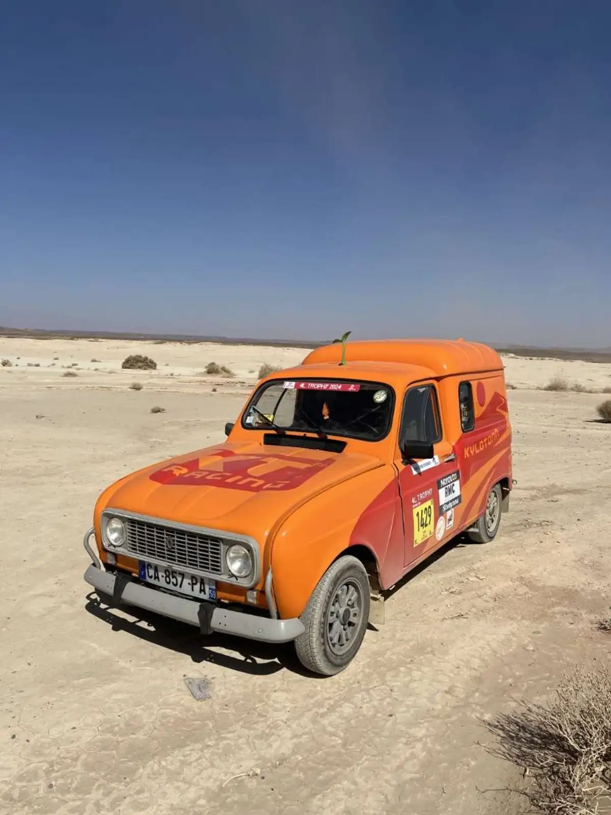 RENAULT 4L F4