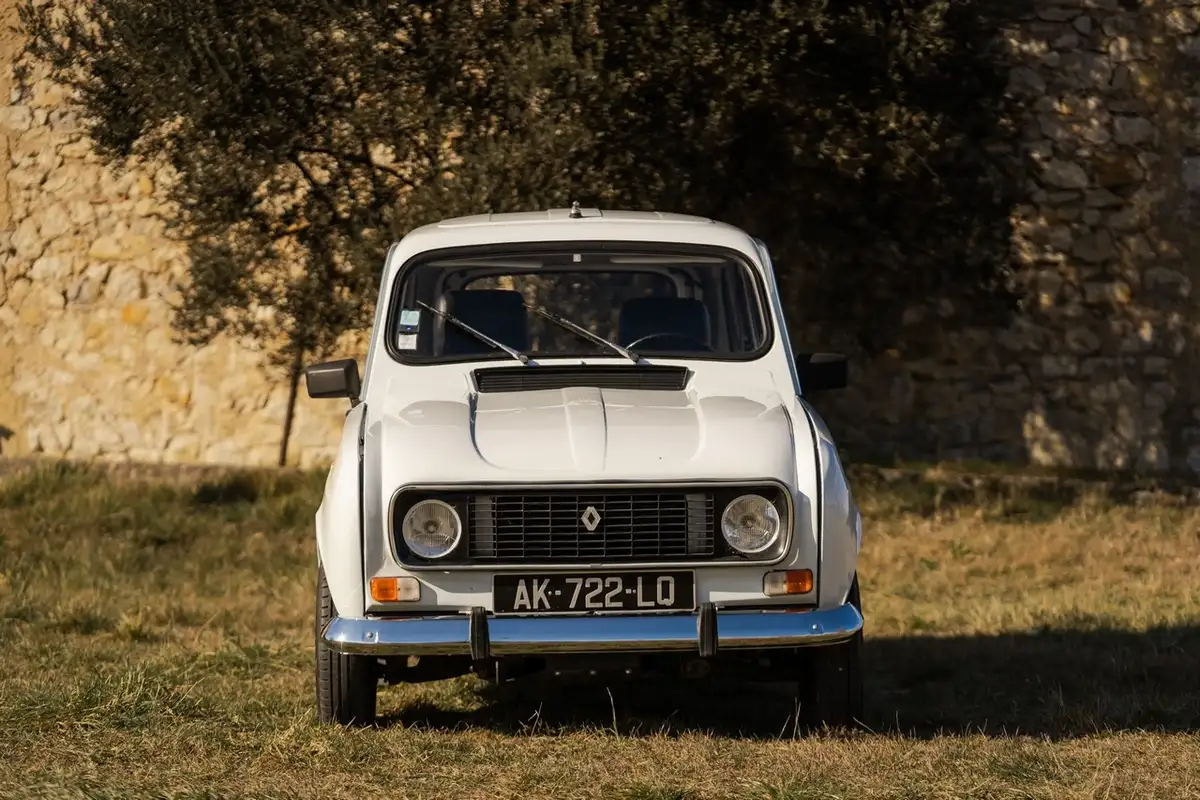 RENAULT 4L