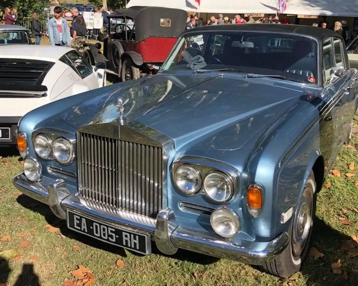 ROLLS ROYCE Silver Shadow