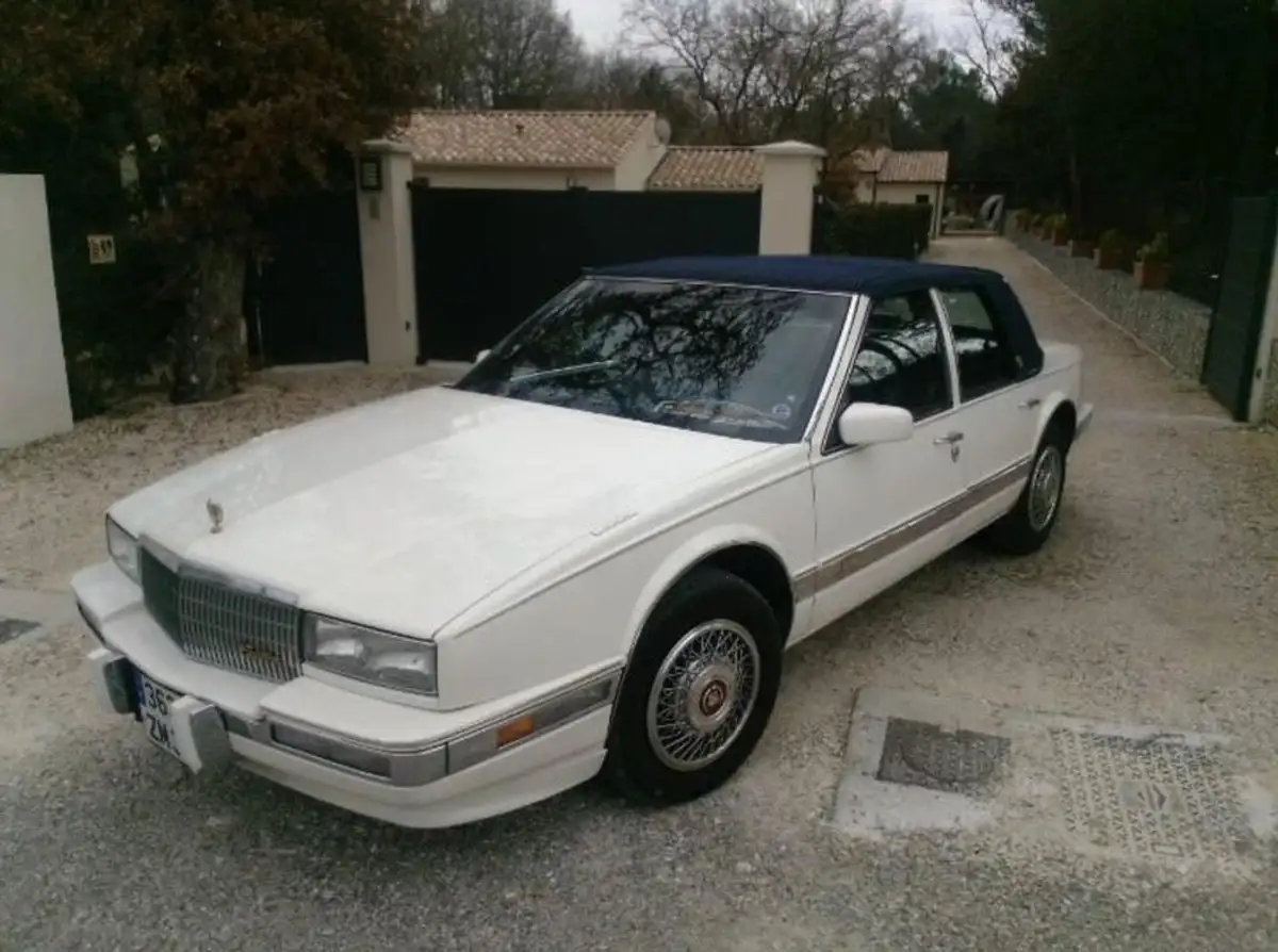 CADILLAC Seville