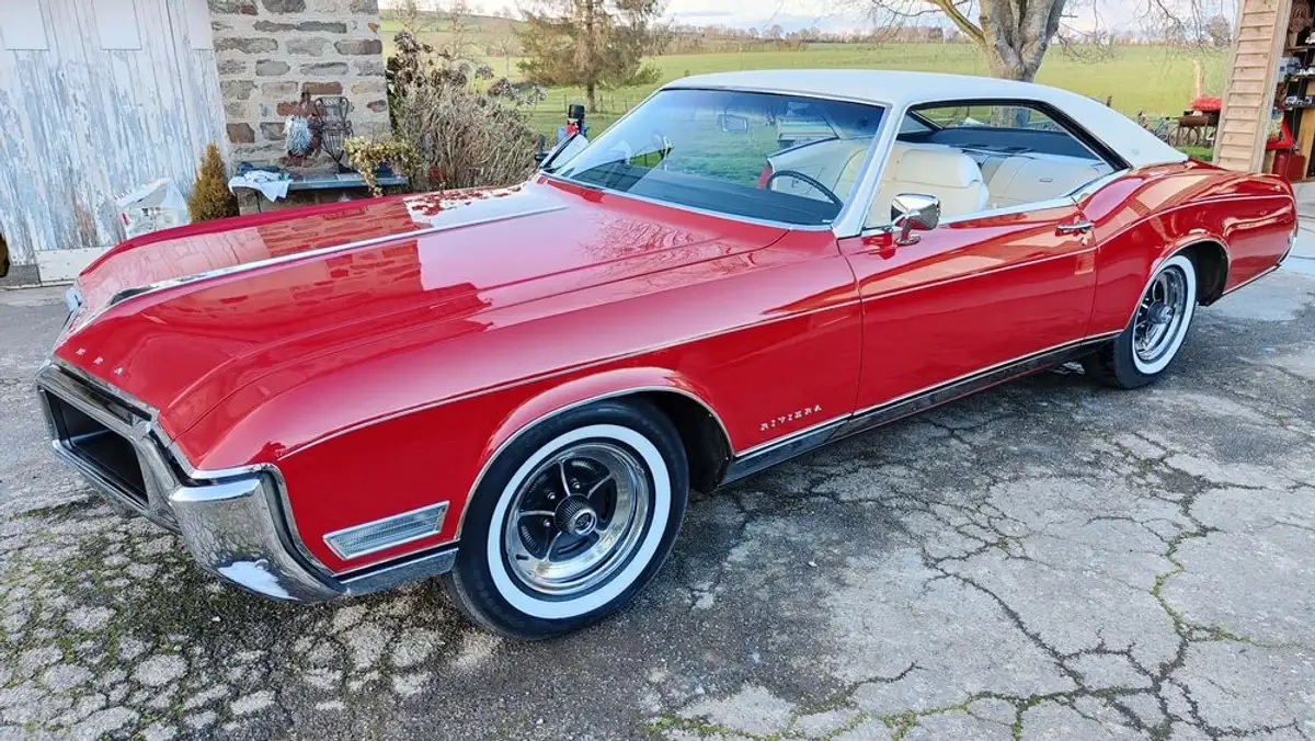 BUICK Riviera
