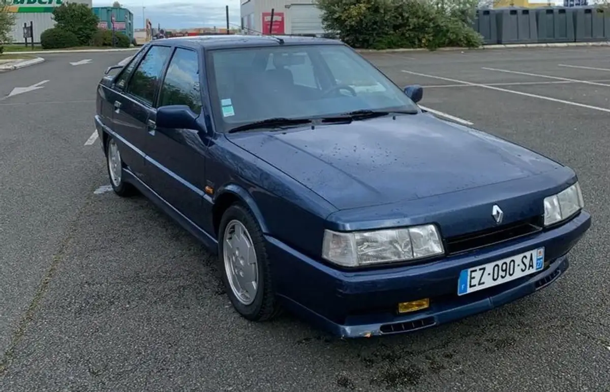 RENAULT 21 2litres turbo