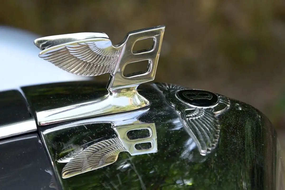 BENTLEY S3 saloon