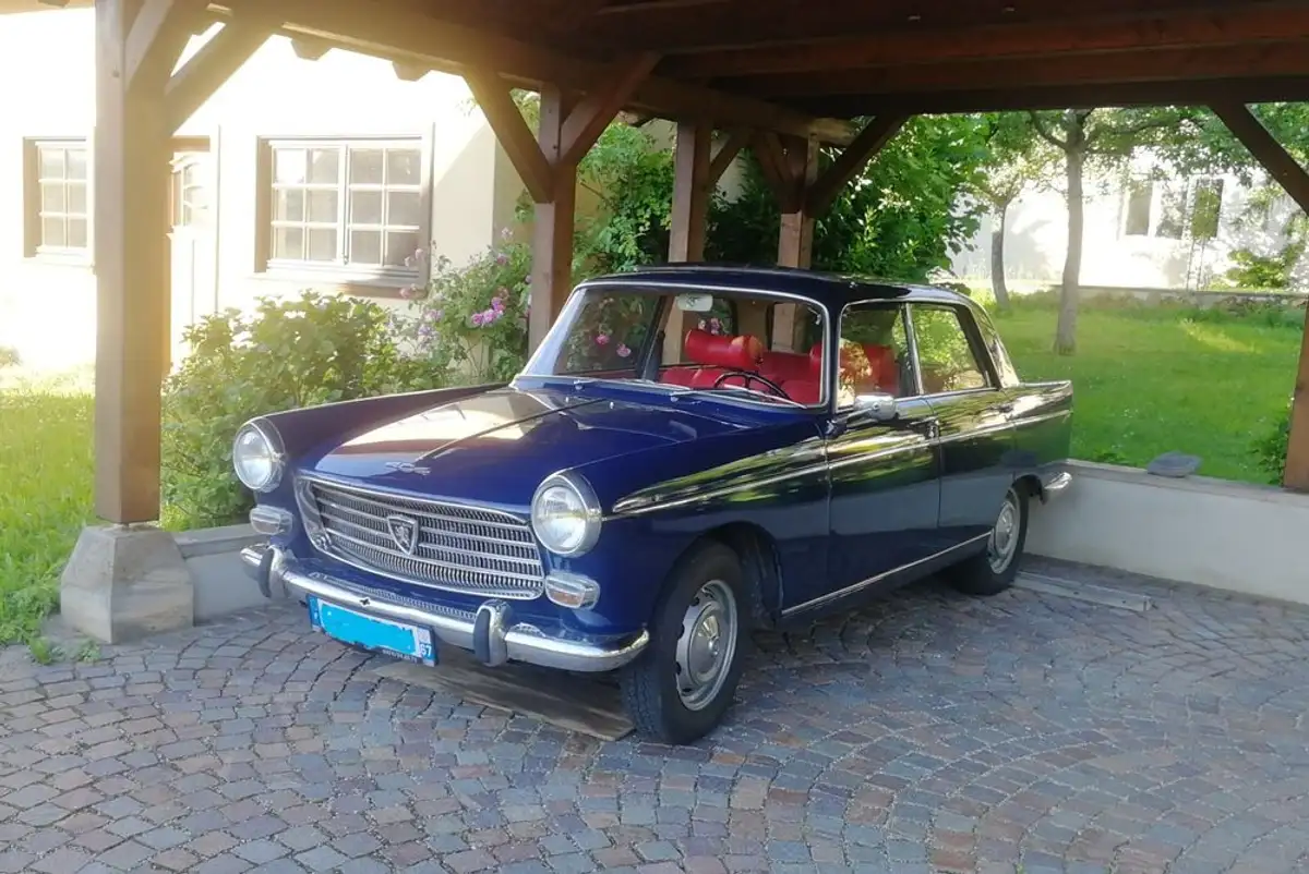 PEUGEOT 404