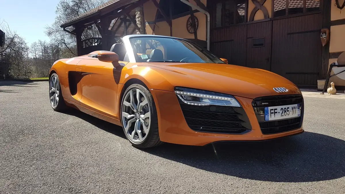AUDI R8 Spyder