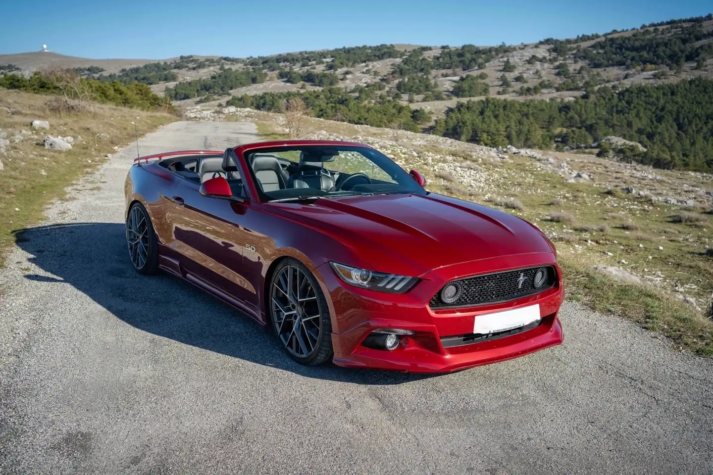 FORD Mustang V8