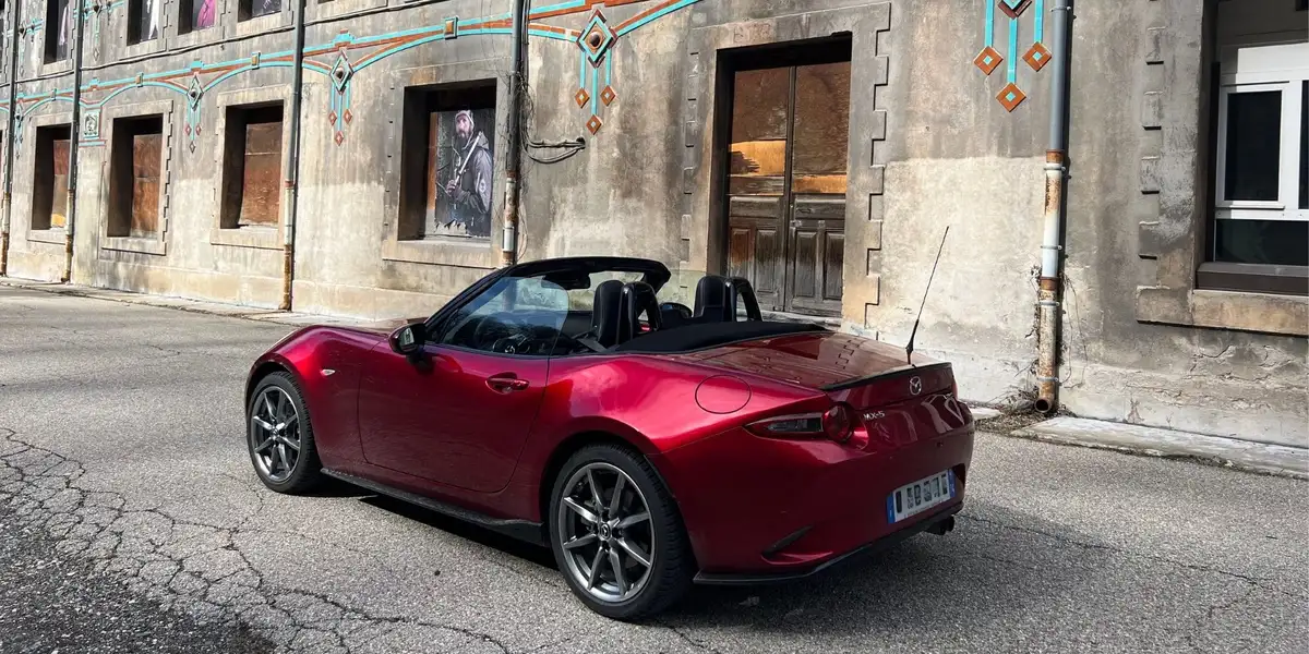 MAZDA MX-5