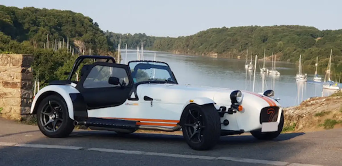 CATERHAM super seven 275 S blanc