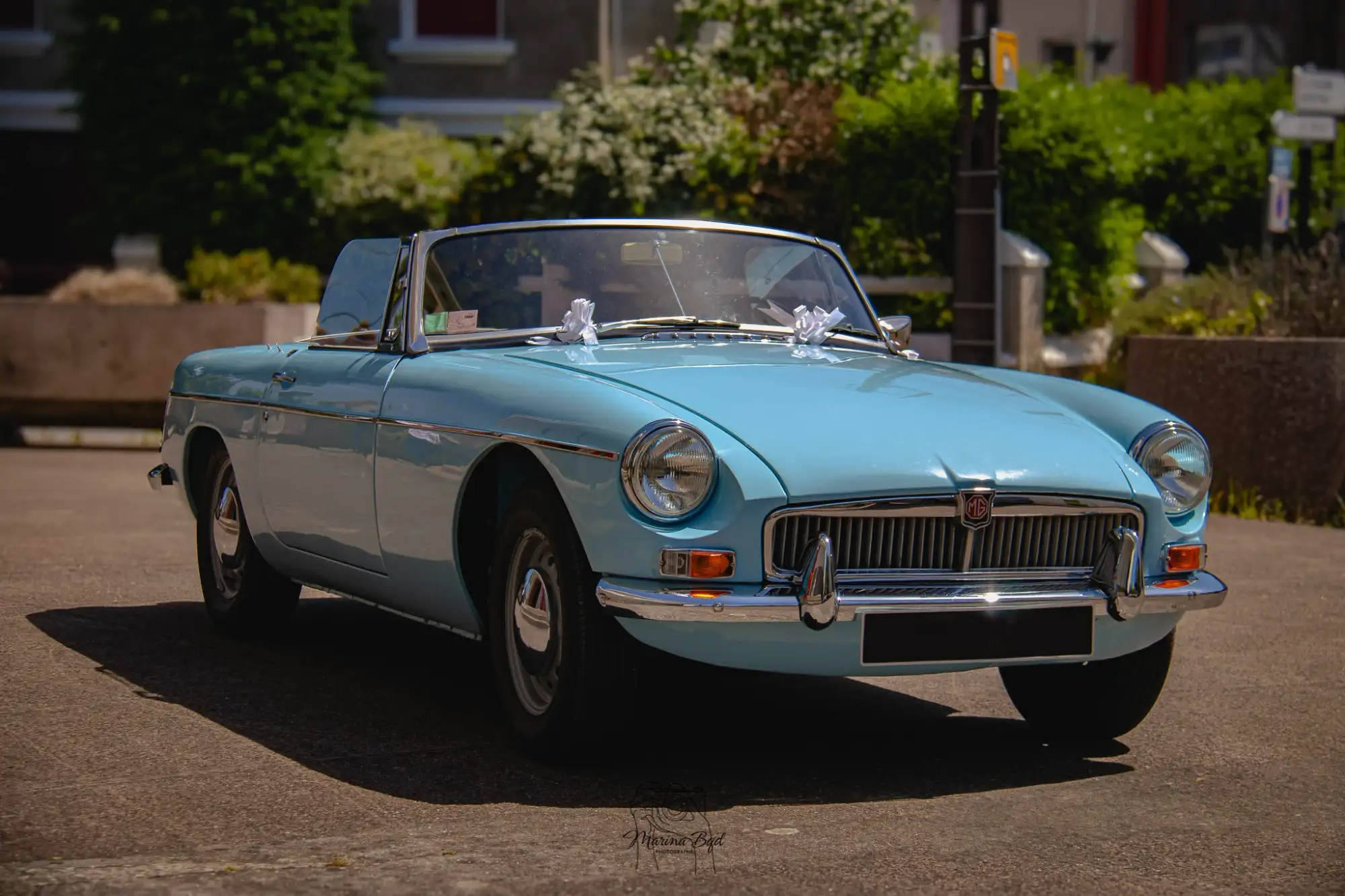 MG B