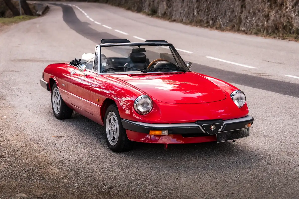 ALFA ROMEO Spider 2000