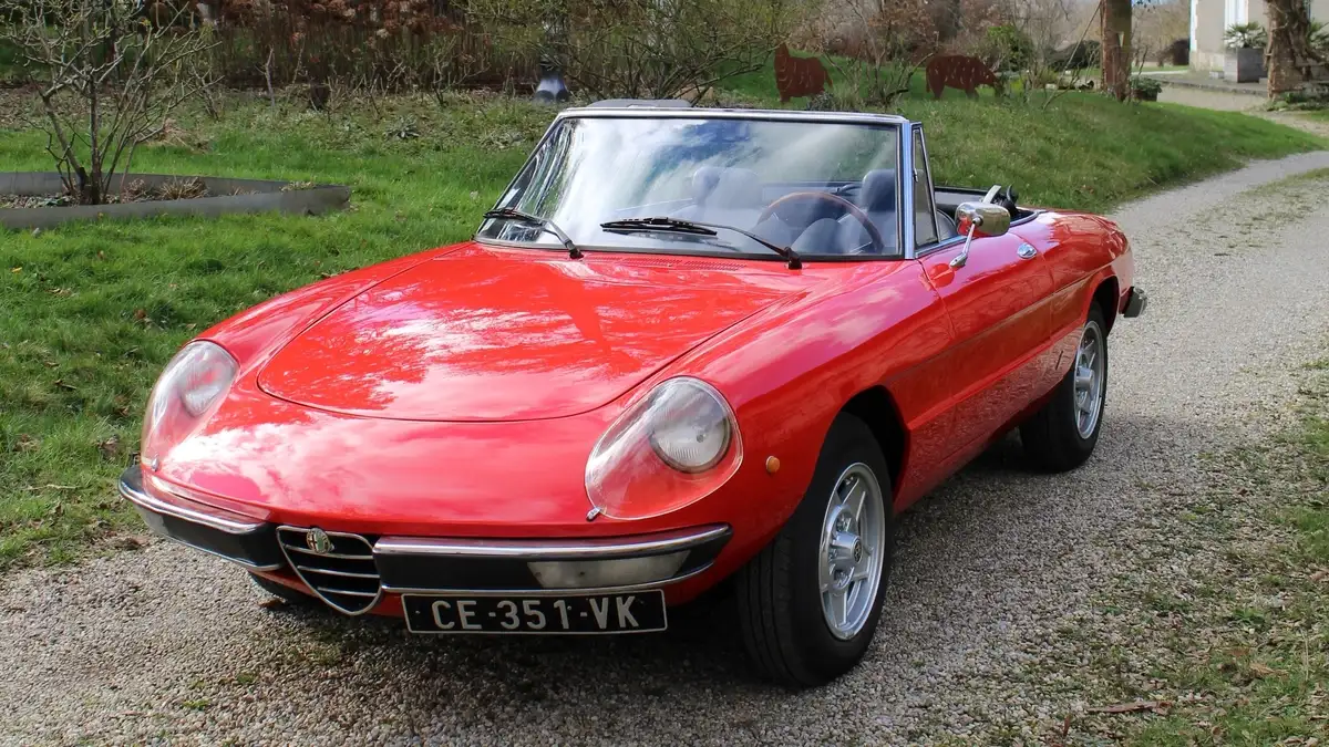 ALFA ROMEO SPIDER 1750 VELOCE
