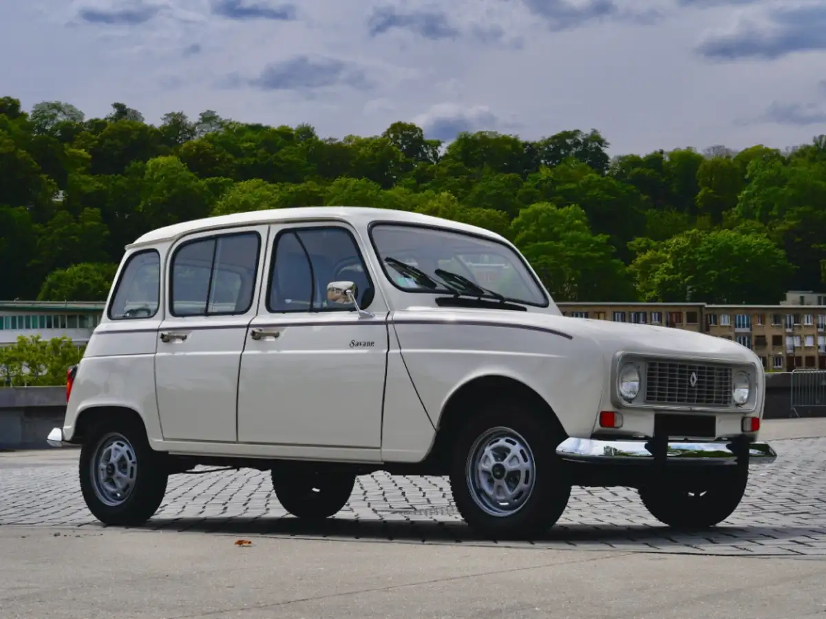 RENAULT 4L TL Savane