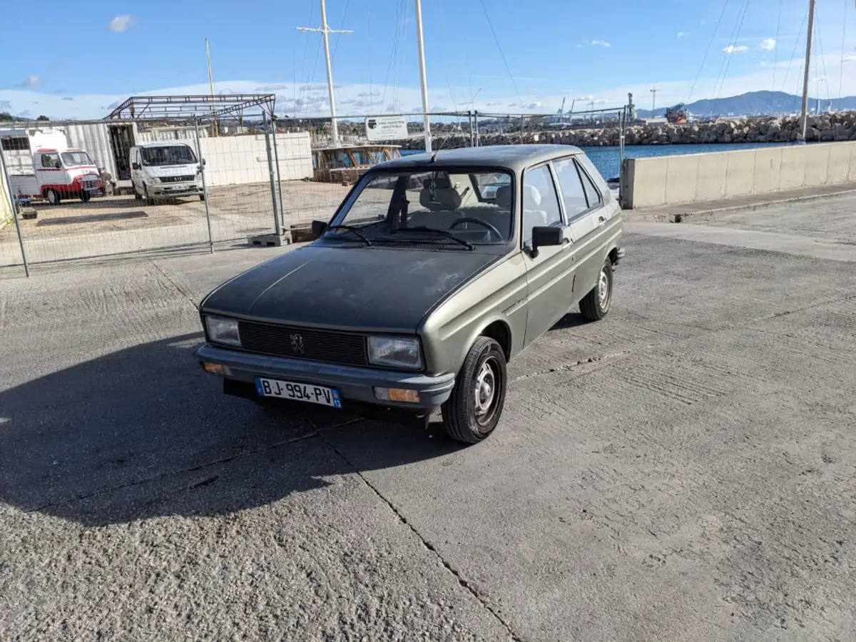 PEUGEOT 104