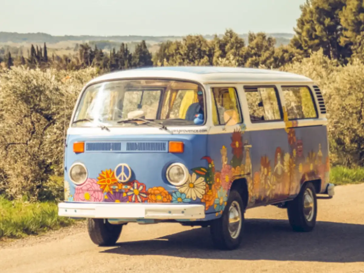 VOLKSWAGEN Combi Van
