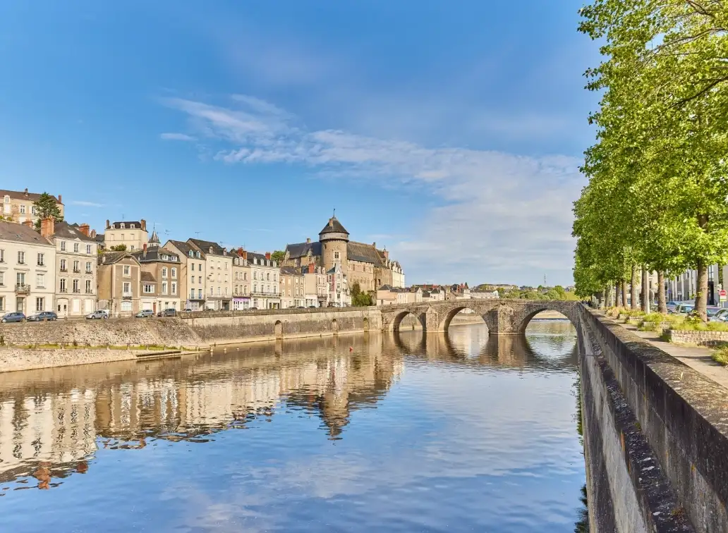 Location voiture ancienne Laval