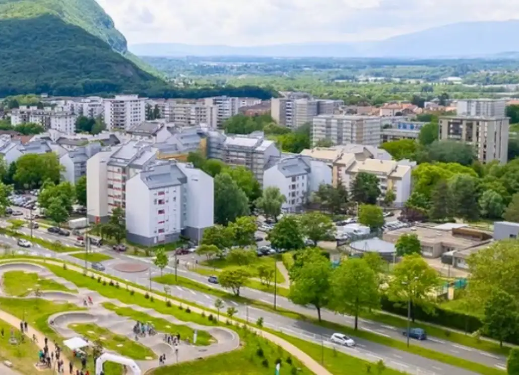 Location voiture ancienne Annemasse