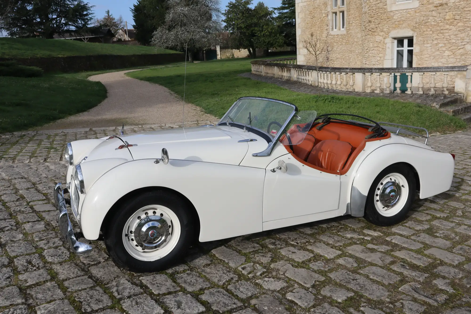 TRIUMPH TR3