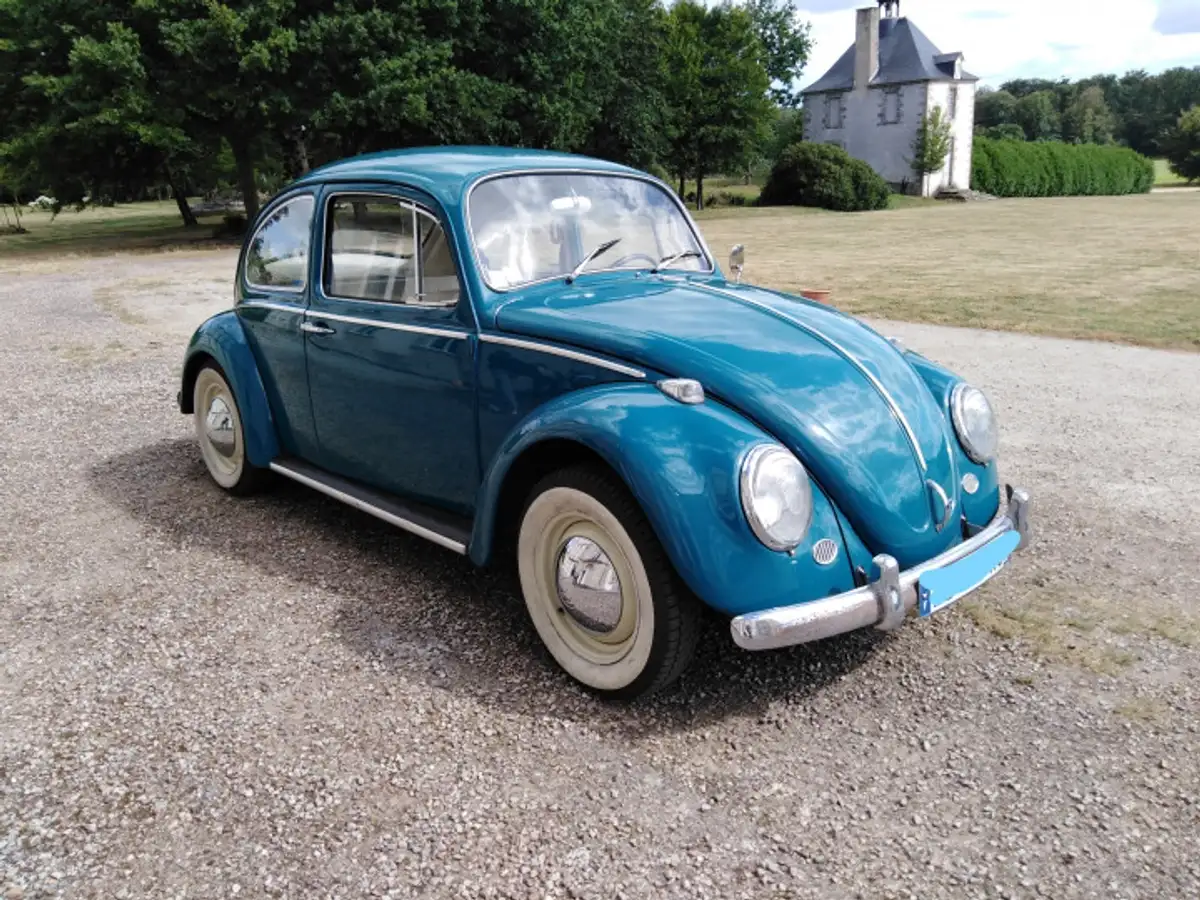 VOLKSWAGEN Coccinelle