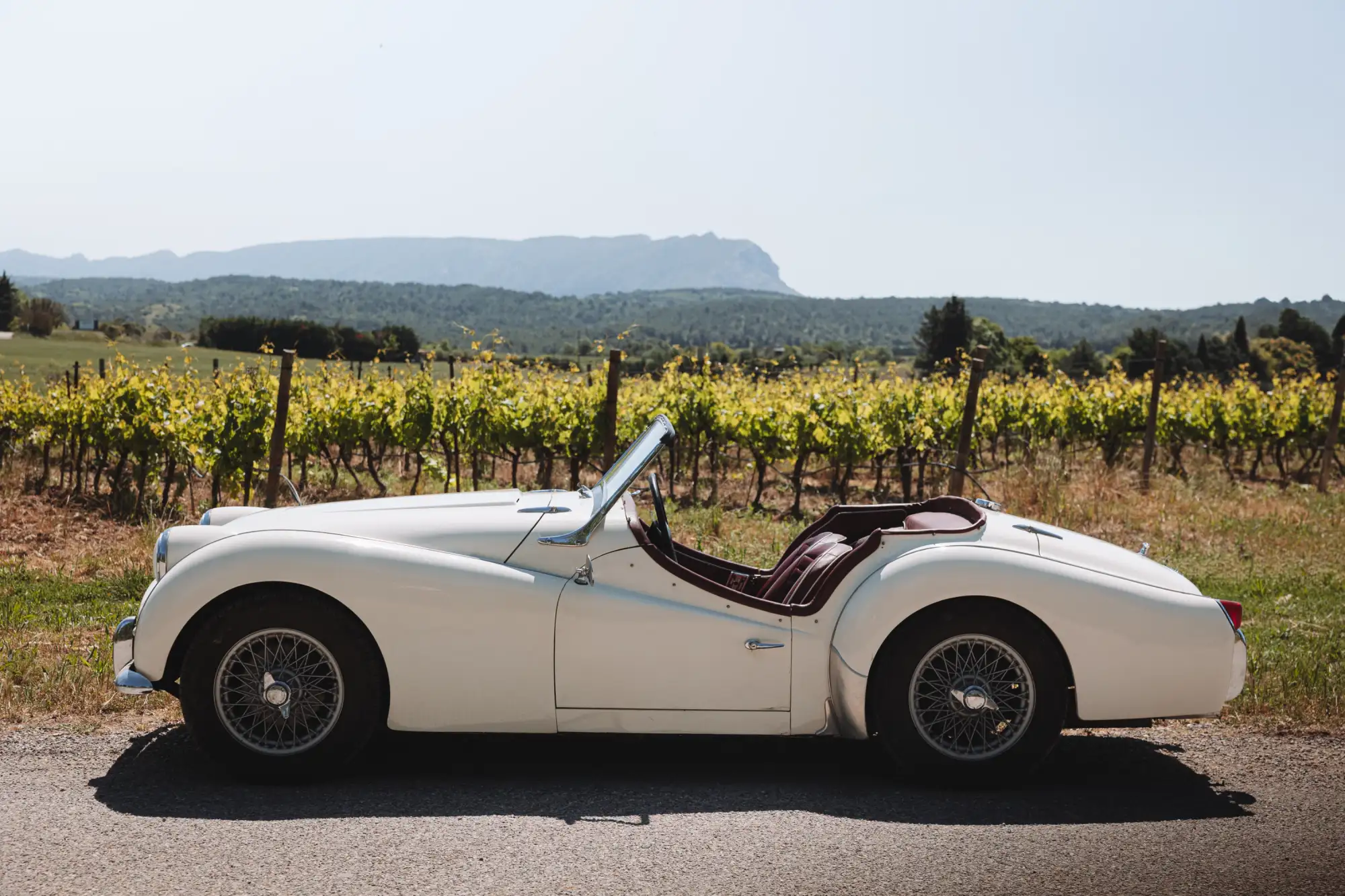 TRIUMPH TR3